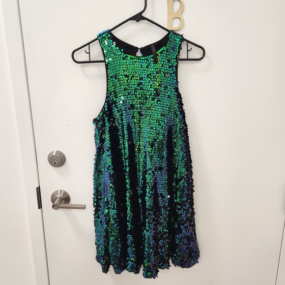 Guess Sequin Dress Sm - Picture 1 of 6